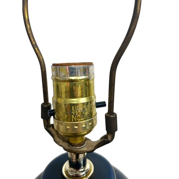 Vtg Blue Ceramic Handpainted Red Floral Decorative Table Accent Lamp Lighting - Picture 6 of 9